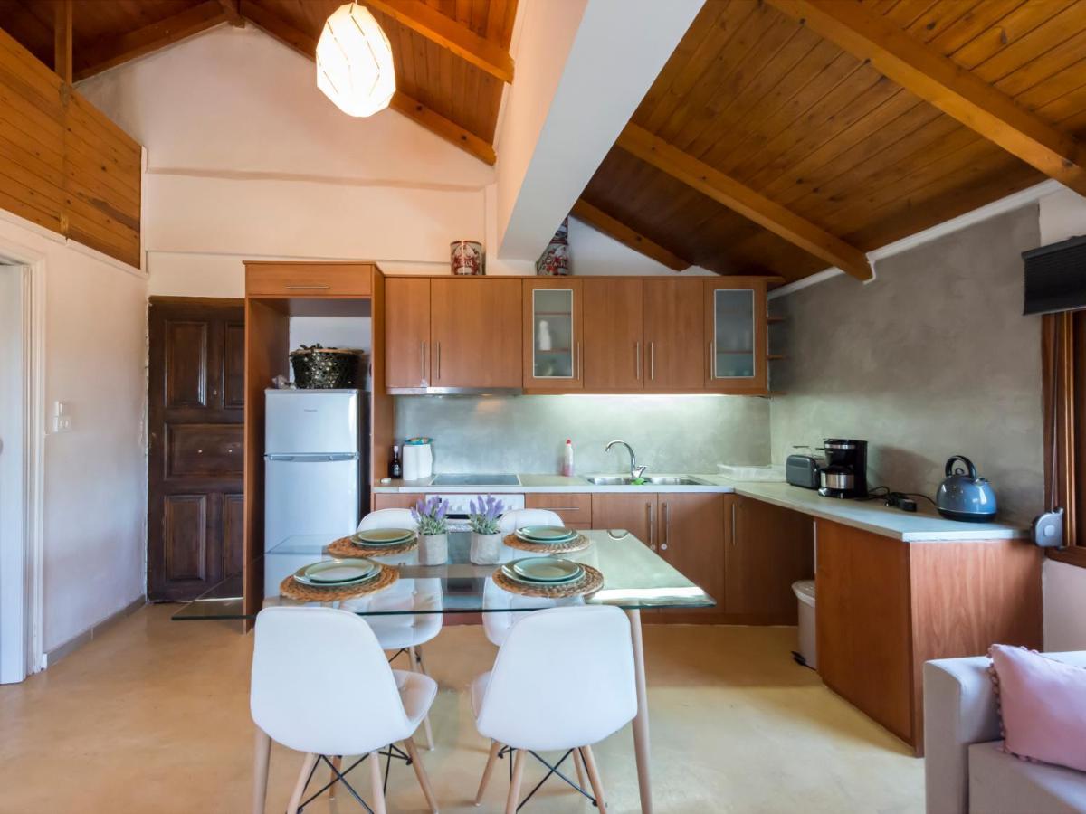 Appartamento Seaside Heaven - Sunset Views Close To The Beach Kalamata Esterno foto