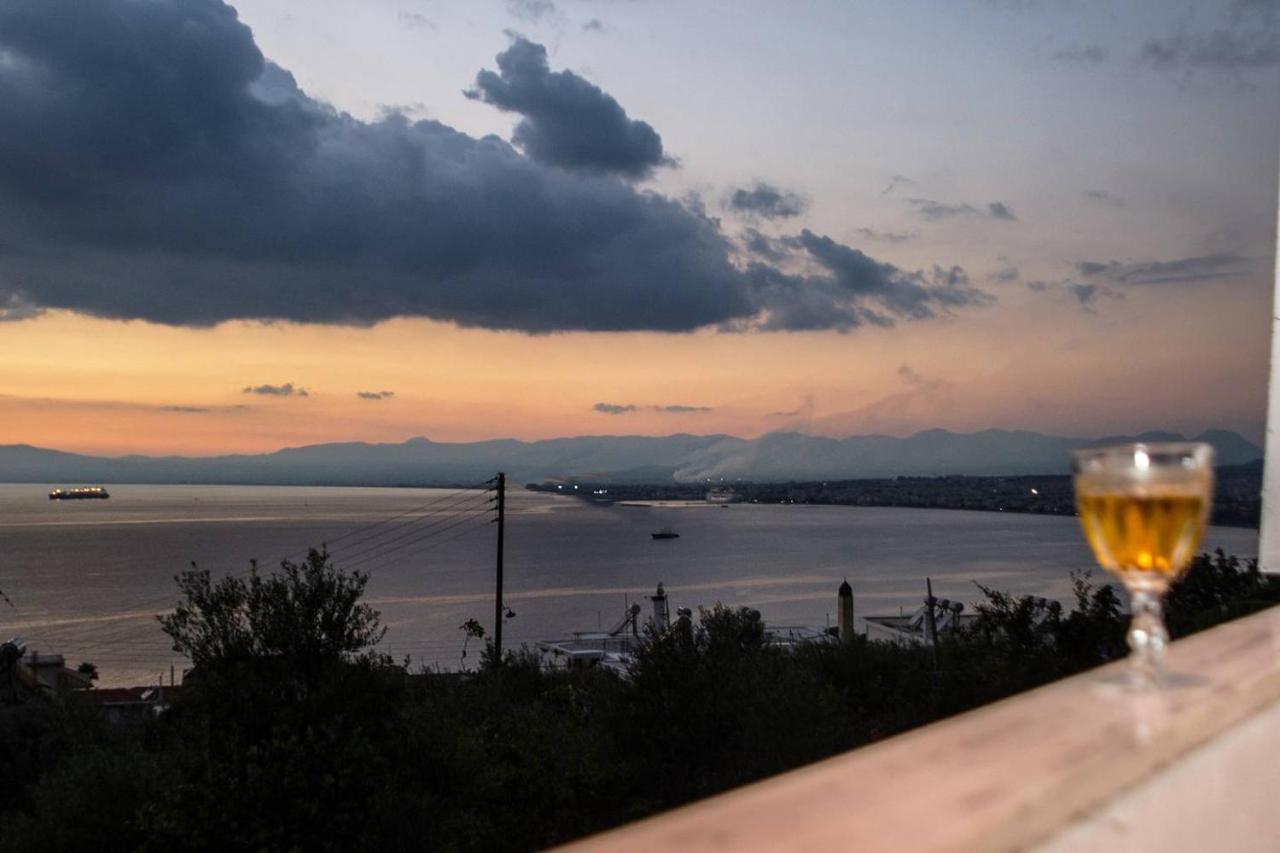 Appartamento Seaside Heaven - Sunset Views Close To The Beach Kalamata Esterno foto