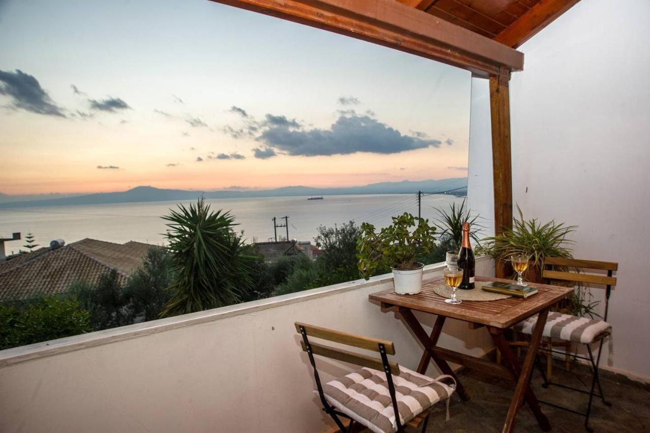 Appartamento Seaside Heaven - Sunset Views Close To The Beach Kalamata Esterno foto